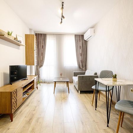 Central Point Premium + Roese Buitenkant foto